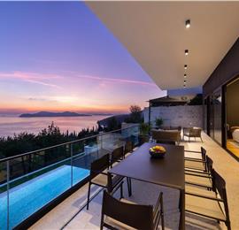 Luxury 5-Bedroom Sea-View Villa with Heated Infinity Pool in Orasac near Dubrovnik – Sleeps 10